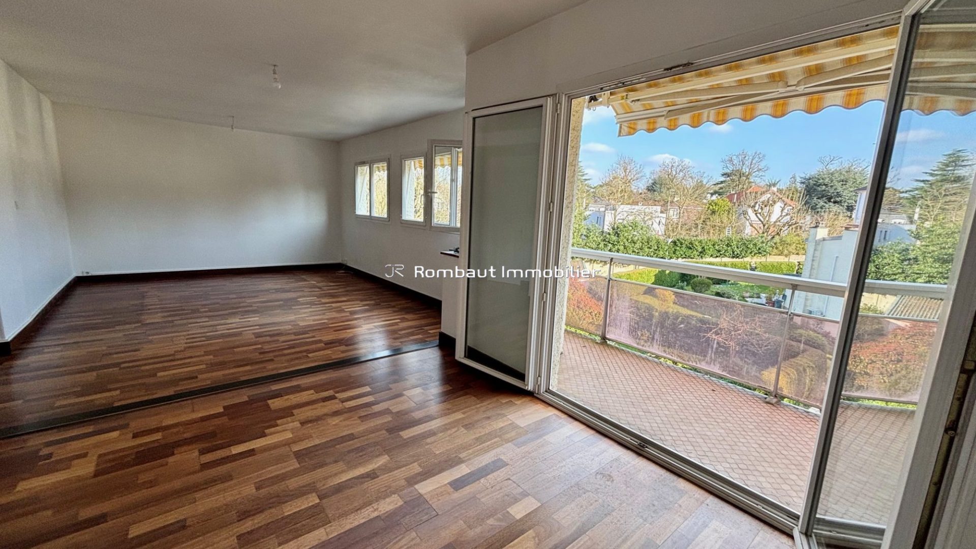 1743007471_VA6237_15_original